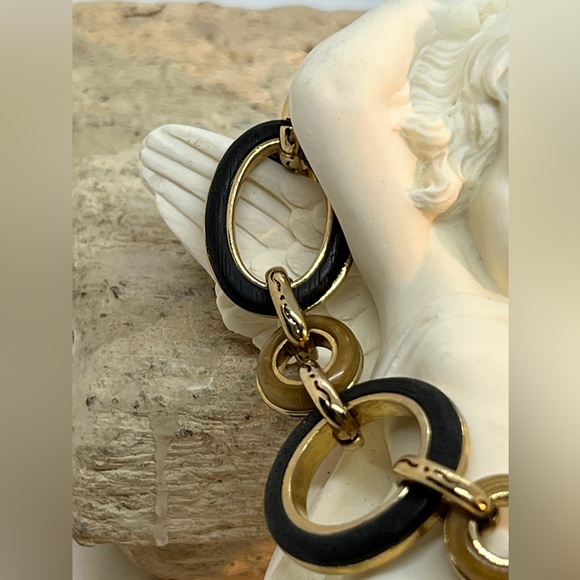 Classic Monet GP Reversible Oval Link Toggle Bracelet - Picture 3 of 5